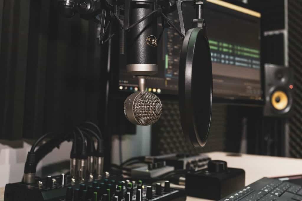 How To Start a Podcast Business